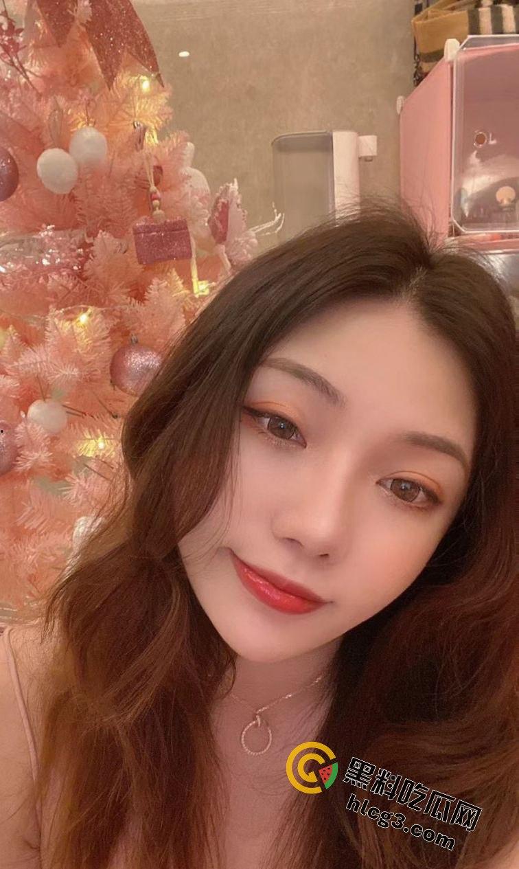 上海宝洁女行政主管性爱记录流出，办公室私情一览无余-4