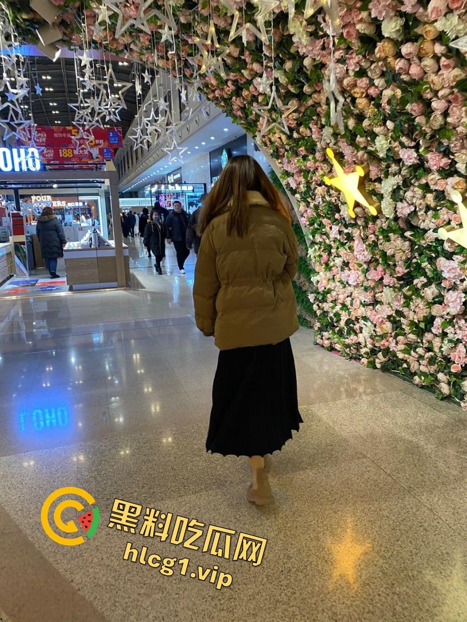 99年宁夏传媒学院美少女李婷啪啪自拍流出!大波嫩妹口活女上,反差婊的极致享受!-11