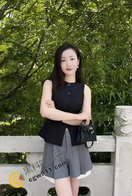 海角乱伦大神与嫂子的激情夜!嫂子洗完澡后排卵发情,疯狂求操浓精内射,全程浪叫骚话超多!-2