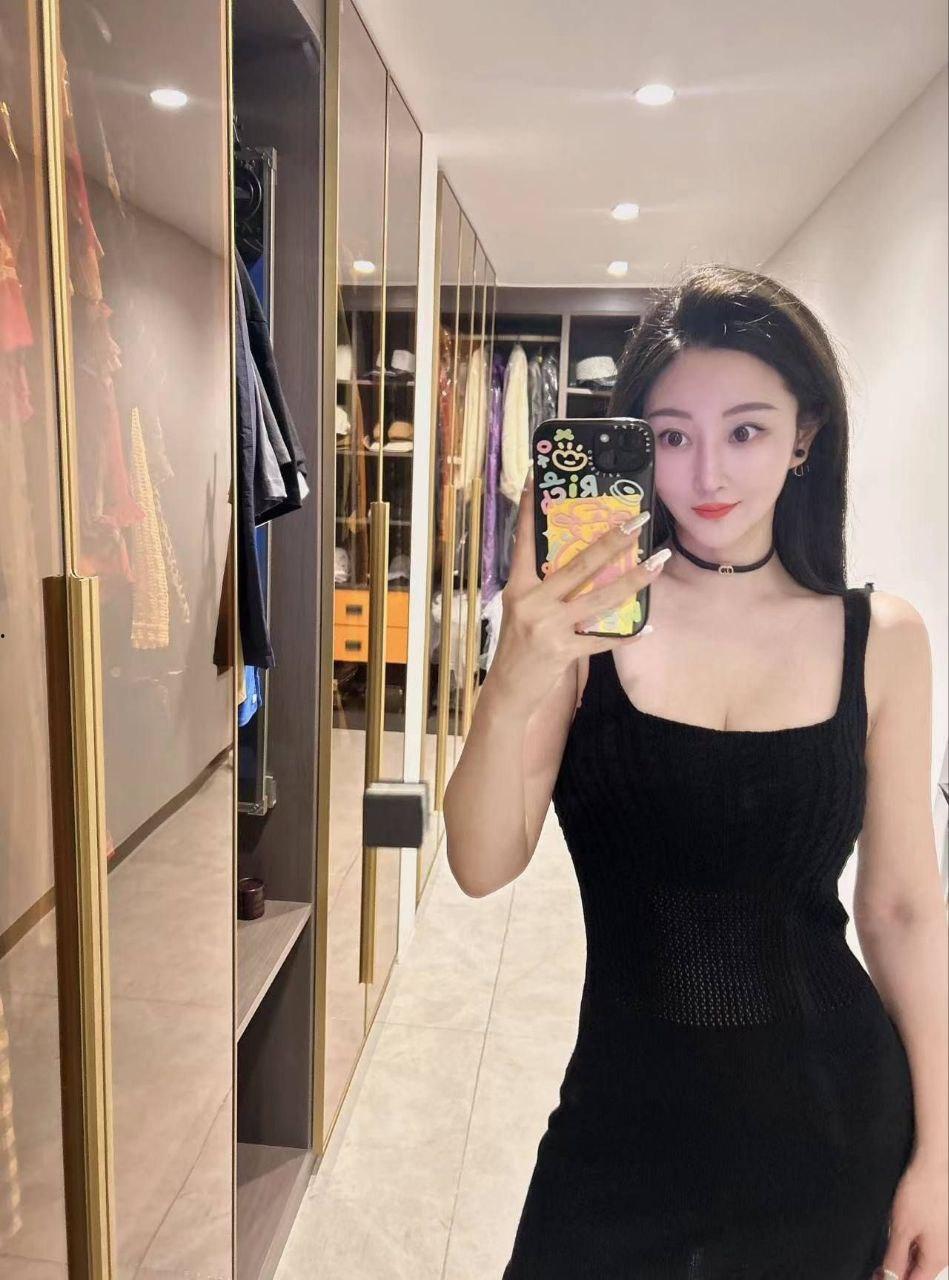 绍兴人妻『阮诗』跨年猛料 和情人在床上啪啪正嗨 异地老公打来电话 她边撒娇边高潮逼里藏着的鸡巴还没拔出来!-3