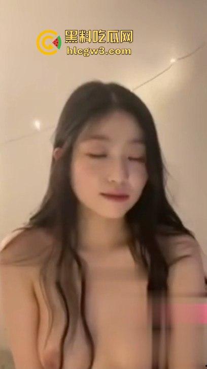 纯真女友竟是公共母狗 手机不雅视频泄密男友崩溃在线求助 该怎么办?-2