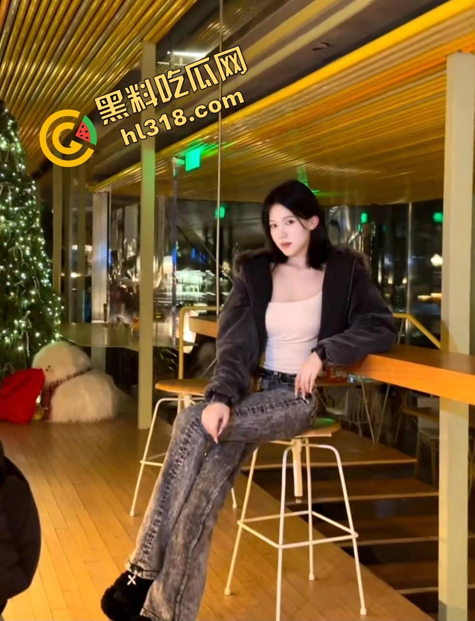 贵港幼师婊『陈雪』教学服都拿来当情趣装,白天哄孩子,晚上喊我猛操到哭,老公一点都不知道!-8