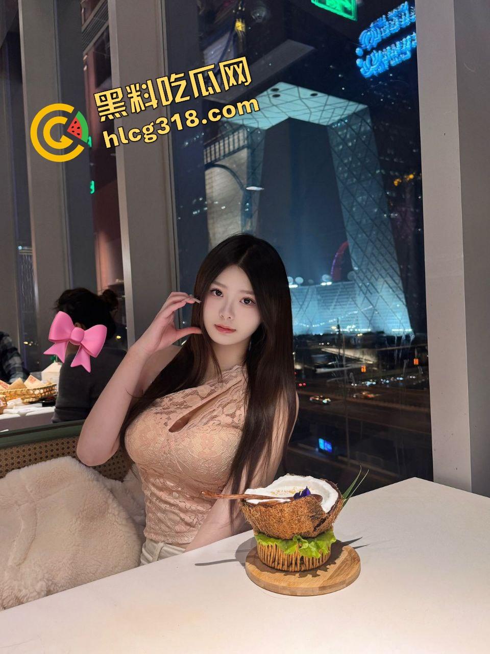 巨根男友无情肛爆小女友，女友屁眼首次被巨根捅爆，哭着喊疼又忍不住摇屁股，屁眼被捅开花还爽到晕厥！-3