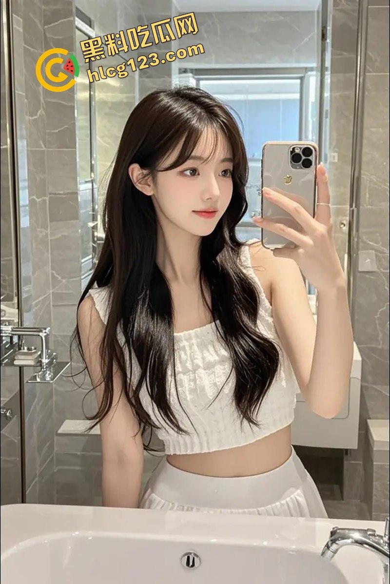 极品抖音网红小妹妹『貂宁』被高富帅包养，穿情趣内衣被金主厕所疯狂抽插！-1