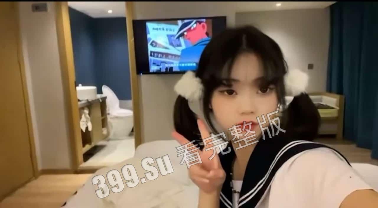 【高端泄密】武汉科技大学大一学妹 孟琳 与男友自拍流出疯传  大合集-5