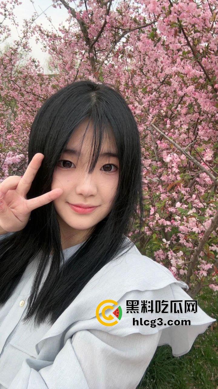 抖音飒气气质反差婊『在下小羊』露脸露奶抠逼骚舞 献给各位金主观赏-6