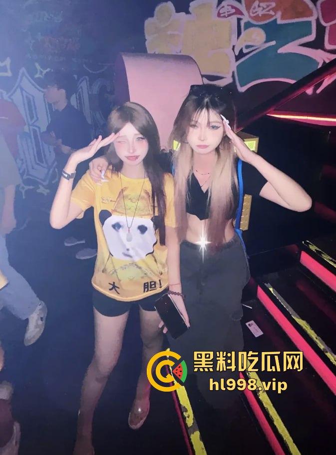 广州06后抽象大学生『B7』抖M抖音找爸爸！大哥爆料三洞齐开包养半年，逼瘾大到吃肾宝片都扛不住！-2