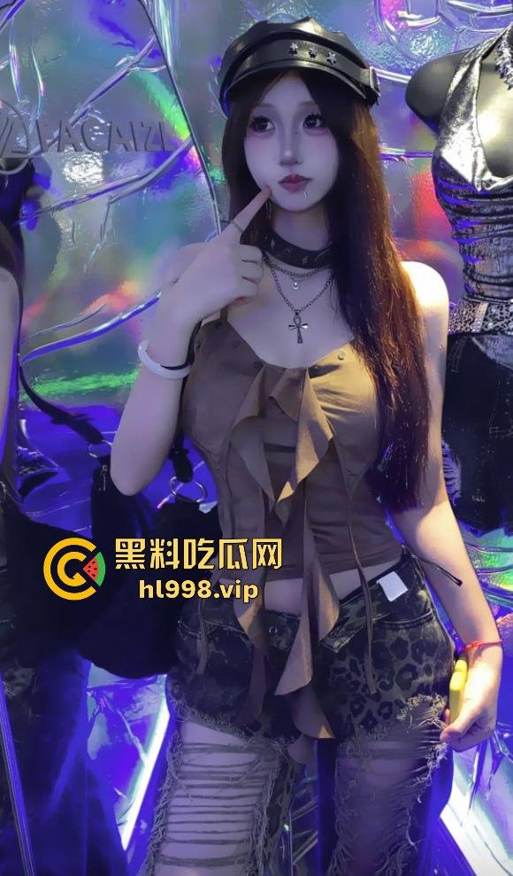 广州06后抽象大学生『B7』抖M抖音找爸爸！大哥爆料三洞齐开包养半年，逼瘾大到吃肾宝片都扛不住！-7