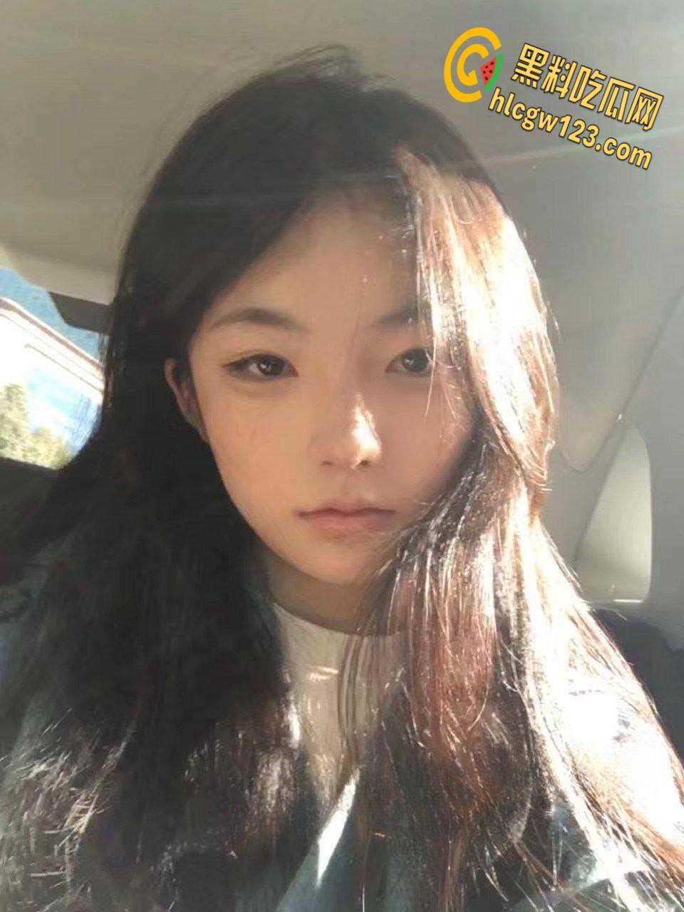 沧州师范学院【吕嘉慧】，超嫩JK刚上大一被金主爸爸3w包养，直接给干哭了！-4