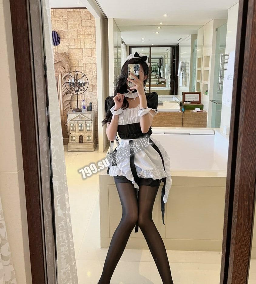 抖音百万粉丝！九头身 1.84 米红唇艳女仆葛征 土豪 1V1 视频泄漏！-6