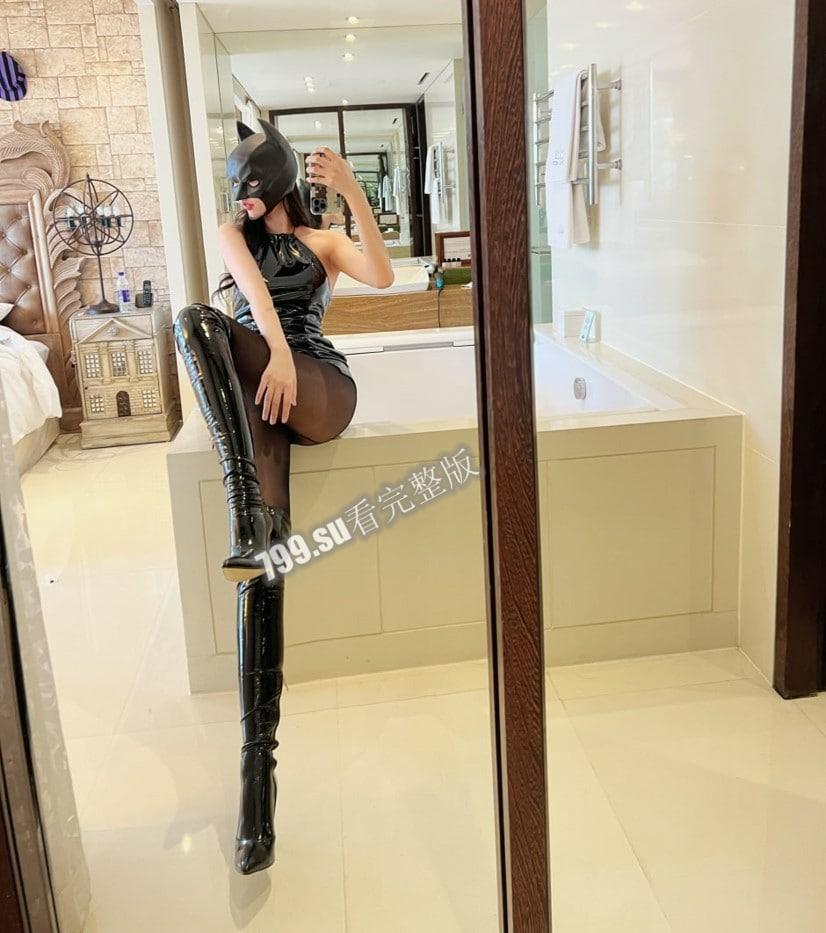 抖音百万粉丝！九头身 1.84 米红唇艳女仆葛征 土豪 1V1 视频泄漏！-32