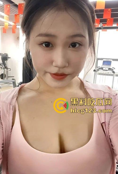 快手骚货山野栀子私拍翻车！聊天记录曝光，大奶情趣内衣让金主们白砸钱！-6