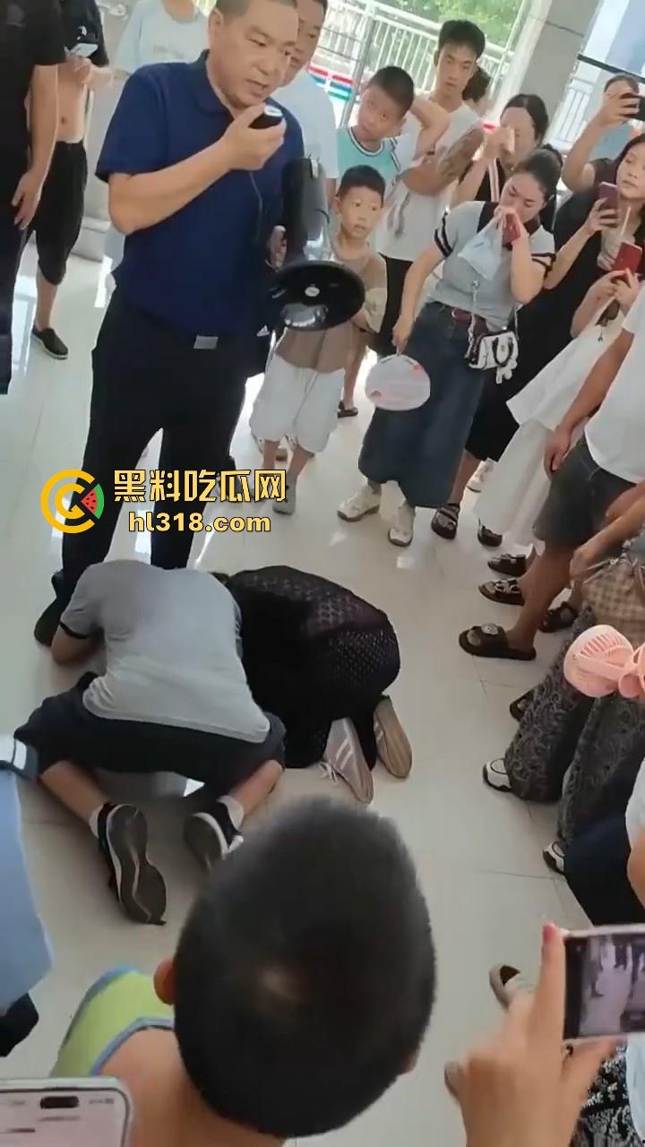 四川江油霸凌事件!持着母亲是公安局副局长就随便霸凌残疾人的孩子?还诱导其父签谅解书,激起民愤!-30