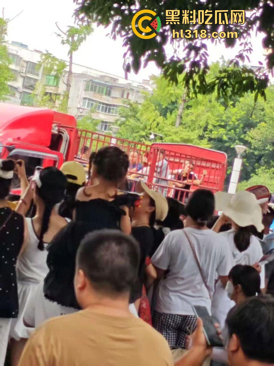 四川江油霸凌事件!持着母亲是公安局副局长就随便霸凌残疾人的孩子?还诱导其父签谅解书,激起民愤!-36