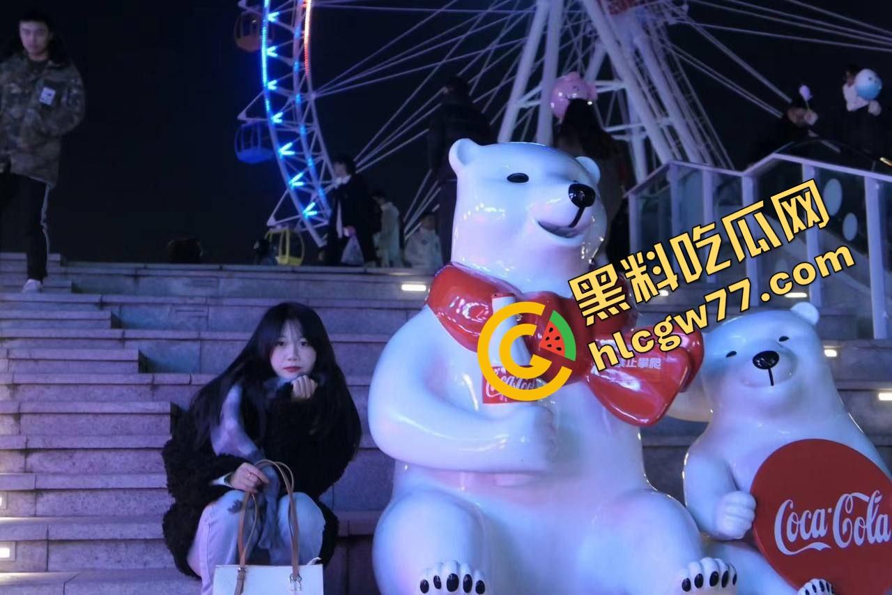 河北艺校女大学生【王丽丽】酒店调教片流出，狗链无套爆操全来了，这小母狗骚得离谱！-8