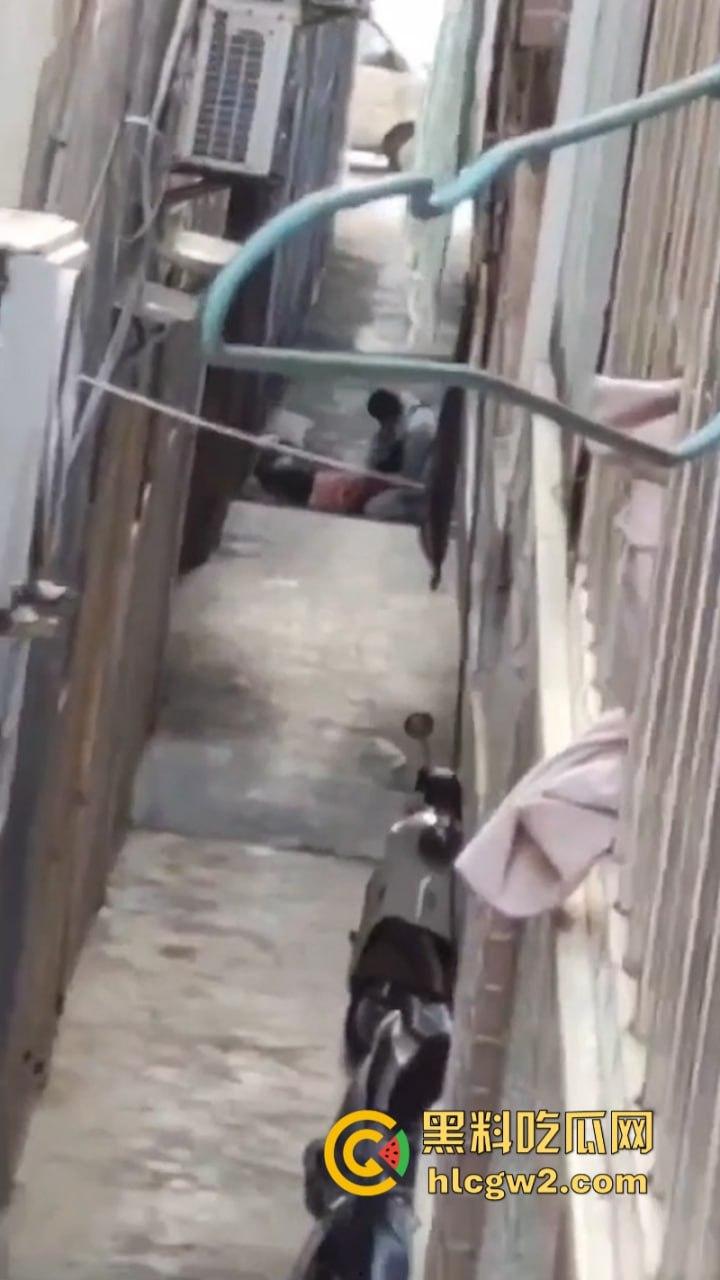 血腥慎入！潮州朝安东二光辉幼儿园附近 发生持刀杀人事件 一女子当场死亡！-4