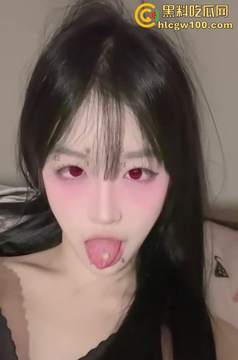 浙江理工大学20岁极品母狗【蔡静怡】调教视频流出 清纯女大背后竟是一条反差淫荡母狗-7