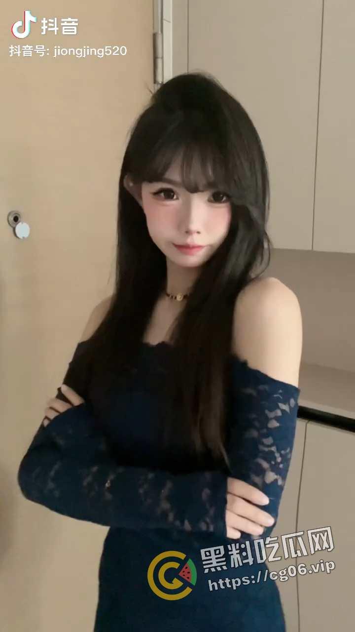 开盒抖音200w粉丝 【囧静】维密圈烧鸡 白幼瘦代表 代表着00后登上历史舞台 并留下一地内衣-5