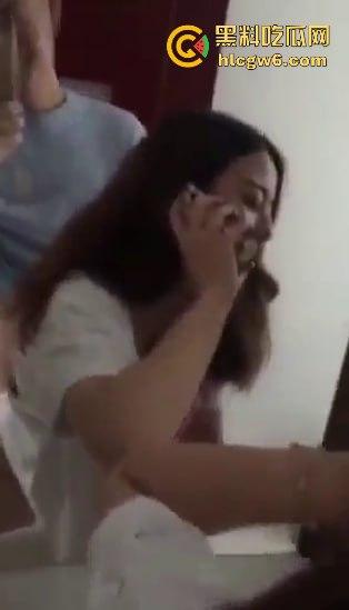 极致反差女！跟男友性爱时故意打电话 挑逗男友，全程不敢乱说话 满脸享受。-8