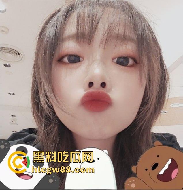 眉山白领小萝莉【王可欣】为前途甘愿献身,清纯皮下骚货制服诱惑勾领导,酒店嫩屄被干肿!-2