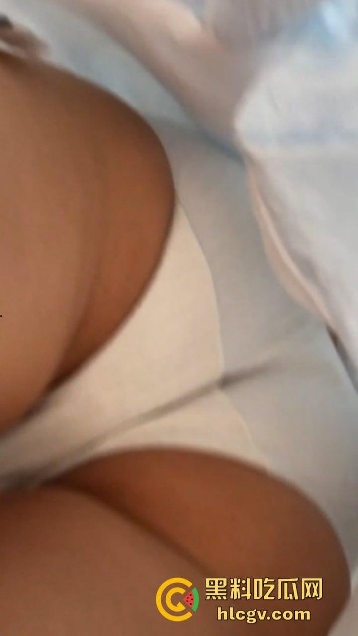 高质量抄底合集 视奸各种妹子裙下风光 美鲍逼缝尽显骚货之姿-9