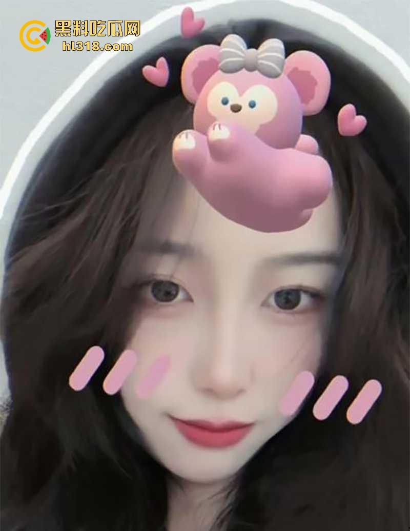 约炮极品人妻【李情】已婚骚女性瘾爆棚，主动约瓜友玩双洞调教，性爱视频曝光泄露！-1