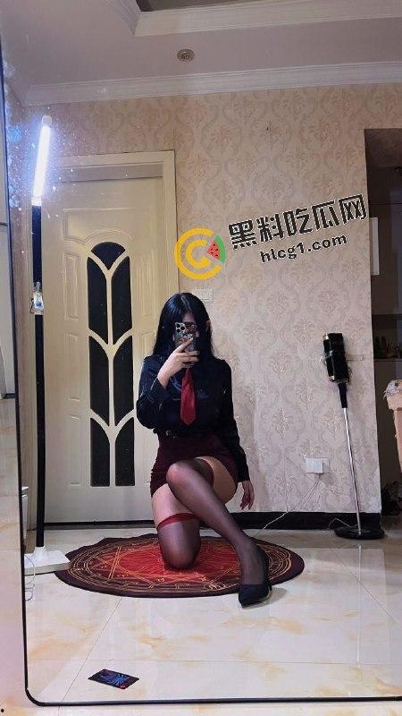 贵阳公交车 抖音主播 人造18号 三洞已开 性交经历20+ 性爱大合集-5