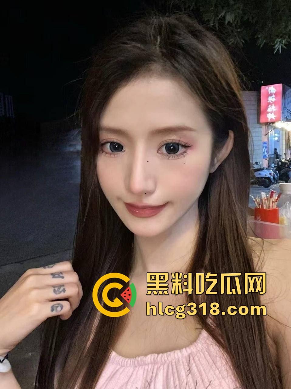 广州媚黑反差婊【何杰霞】沉迷黑人大屌,喜欢哈尼用嘴,鉴定又是巴西牛排一枚!-2