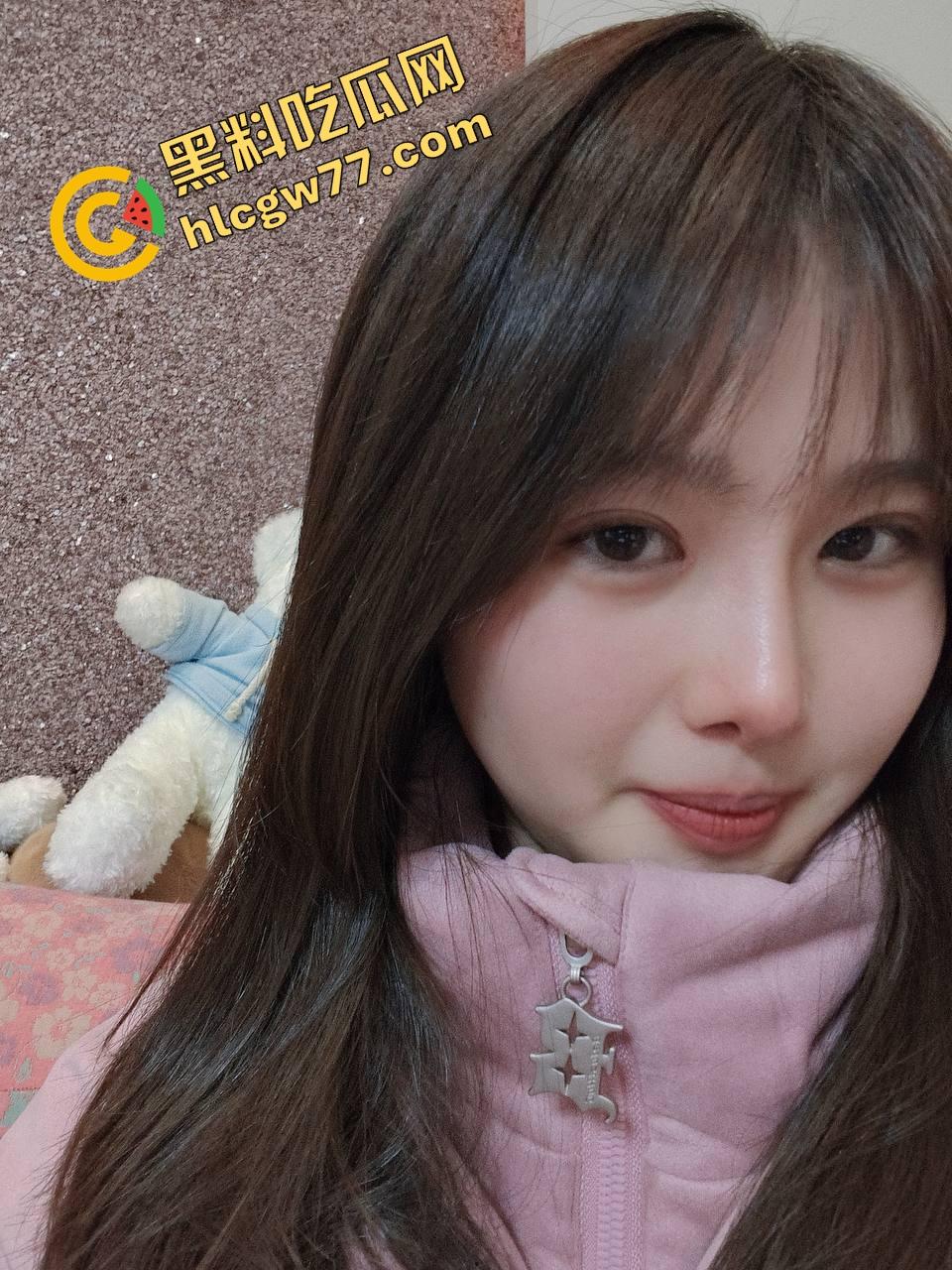 石家庄桥西区女学姐『赵如楠』被金主包养 和揽胜车主开房爆插曝光，粉嫩嫩穴掰开像刚盛开的花！-10