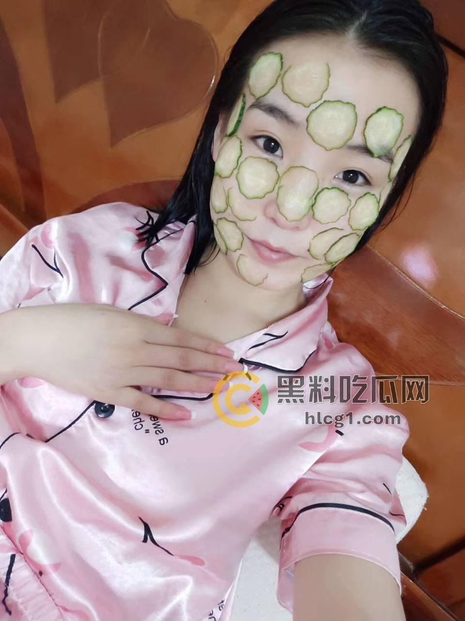 瓜友投稿：呼和浩特健身房拼多多3P女神「黄小芳」：风流成性，男浴3P、球员共欢，热爱3P！-14