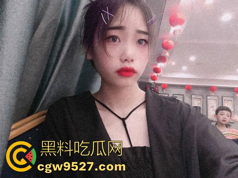 曝光舟山师范校妓【希希】,在外当狗背叛男友,经常宿舍视频自慰勾引网友,被发现后在学校曝光!-2