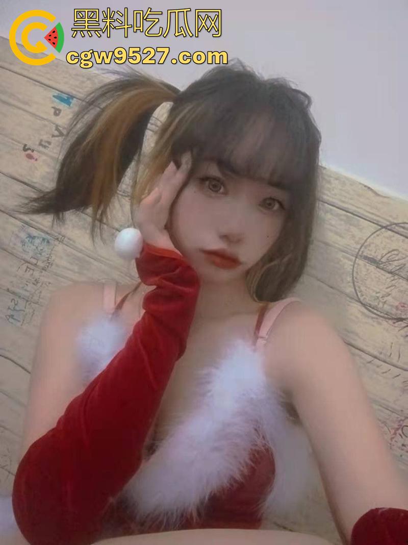 曝光舟山师范校妓【希希】,在外当狗背叛男友,经常宿舍视频自慰勾引网友,被发现后在学校曝光!-3