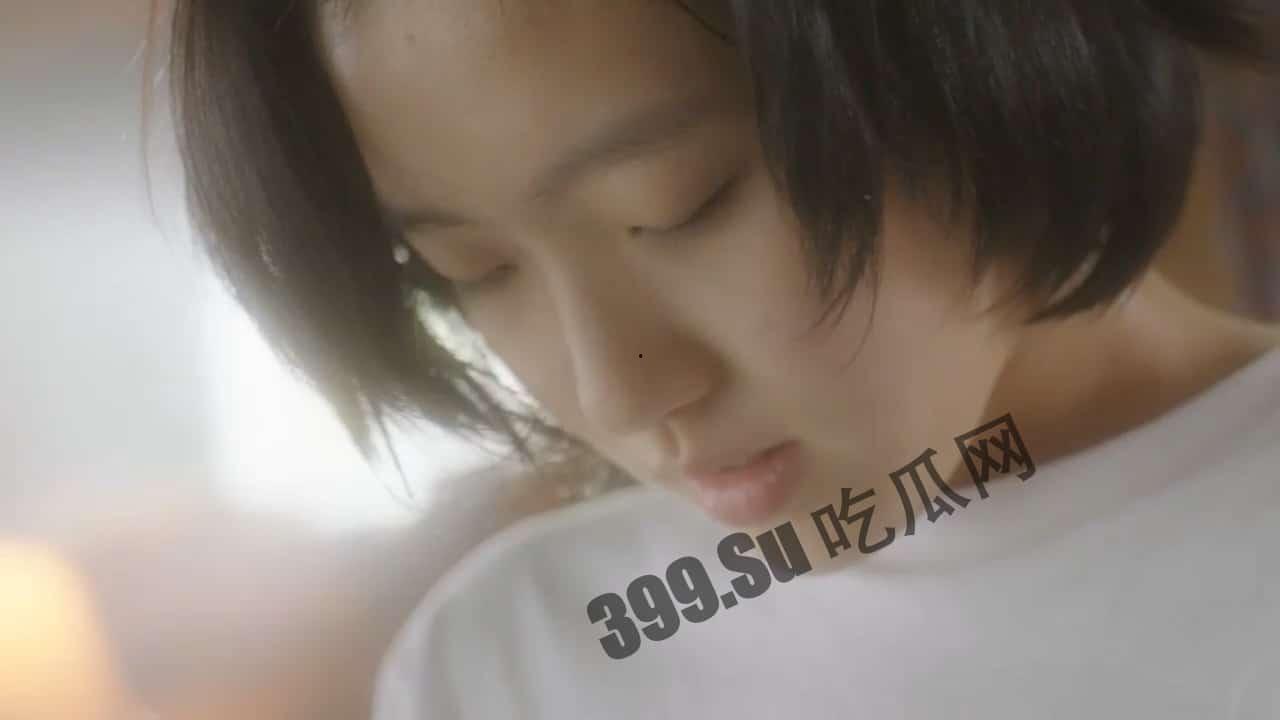 看多了进进出出 在看这种若隐若现的激情片段 反而一下被戳中 韩国情色片集锦-1