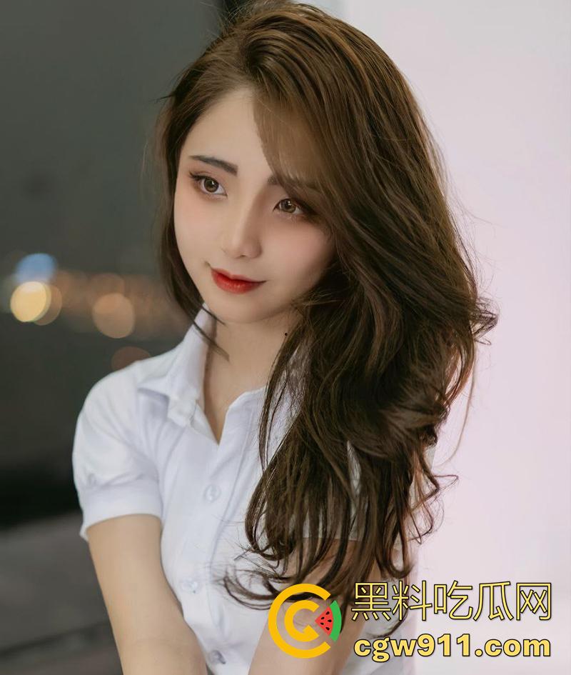 推特精盆母狗【虞梅yuumeilyn】，可萌可御cos网红，巨乳肥臀身材极品，大尺度私拍会员付费福利合集！-1