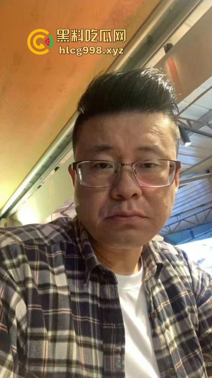 全身顶配的约炮大神！每月日逼KPI冲刺到爆，百人斩小意思，拜师费都准备好了收徒吗？-5