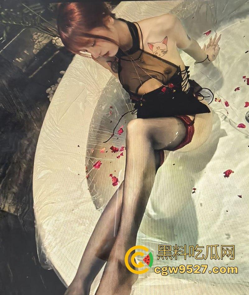 北京邮电大学学妹【贾温婷】调教视频曝光，跳蛋强制高潮喷水 翘臀高撅后入爆操，反差爆棚！-2