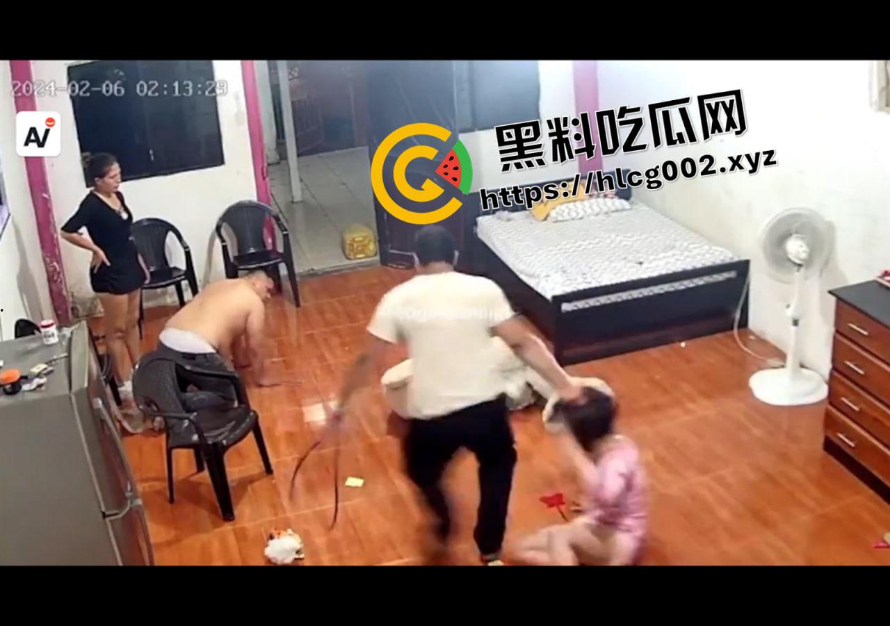 家暴合集！劲夫高光时刻 拳打脚踢 刀枪棍棒 神似武林比武现场-8