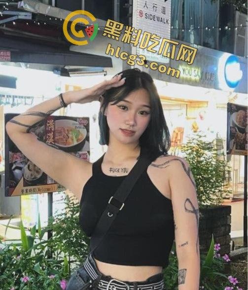 台湾白虎妹『silll_』性爱视频惊爆！前男友泄露IG巨乳网美私密片段，白虎馒头逼包裹性感至极！-5