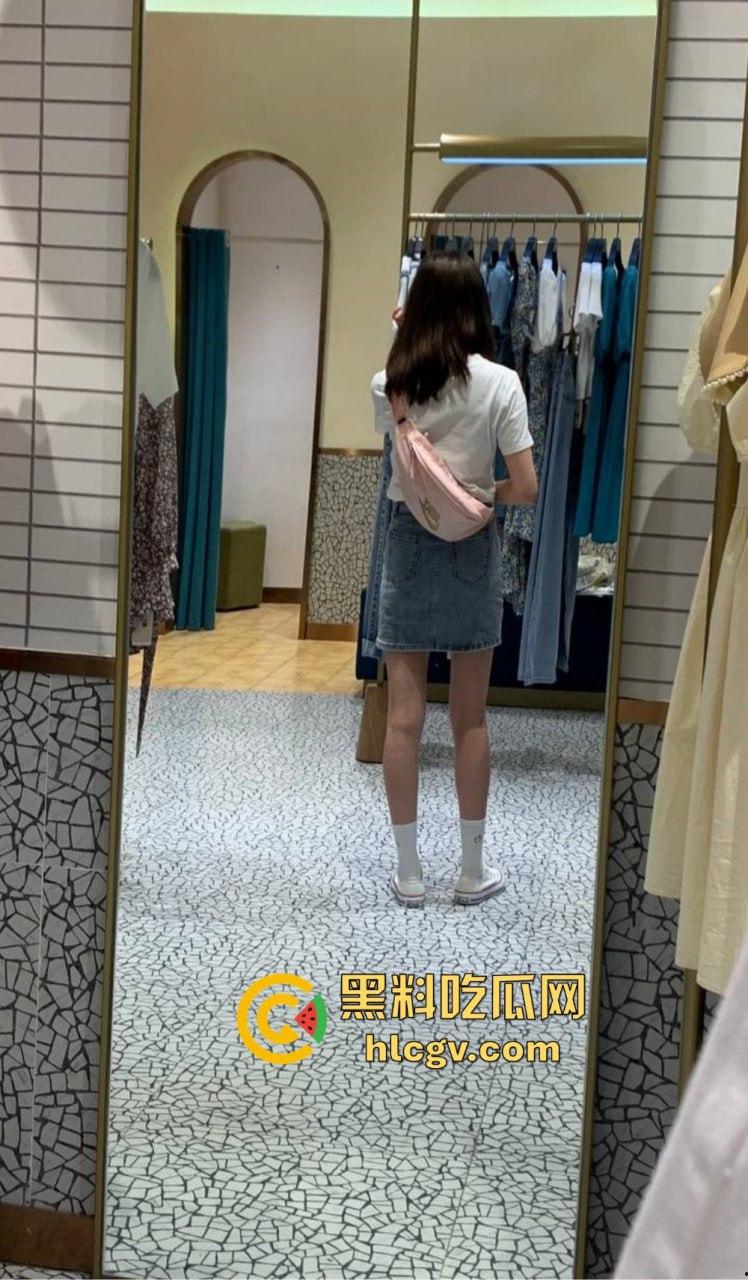 百度云惊爆富二代与极品女友啪啪视频！情侣私密日常被曝光，画面香艳十足！-14