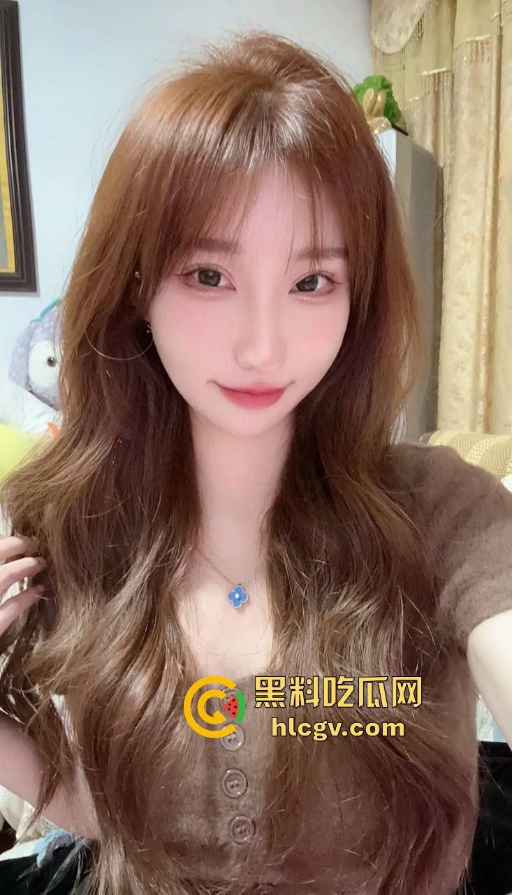 湖南高颜值御姐『李雪』偷情翻车！勾引孕妇老公被正妻抓奸，事后装纯结果爆出是个饥渴小骚逼！-6