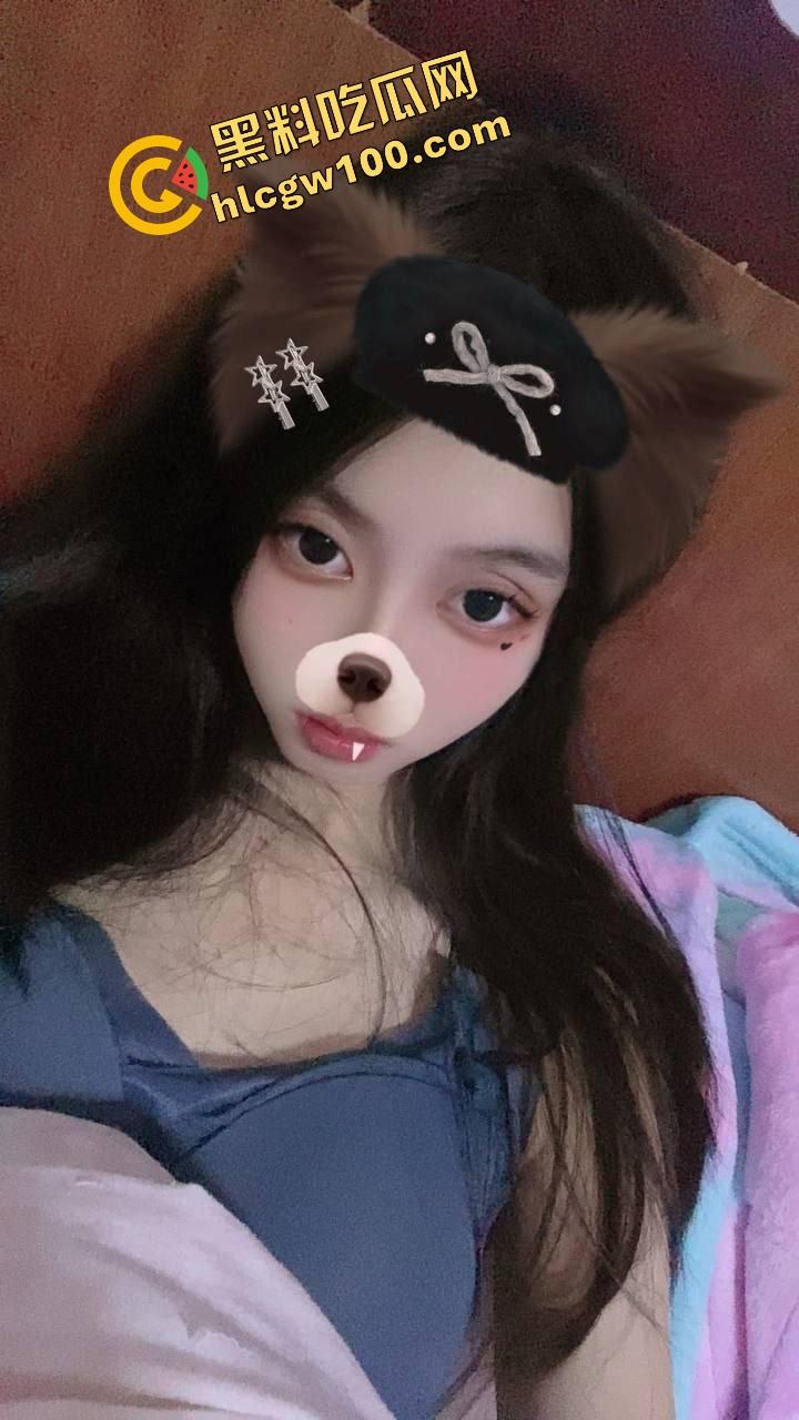 浙江国际海运反差嫩妹粉穴学生【吴妤玉】假期家中发骚自拍裸体 约炮酒吧大哥爆插粉逼!独家曝光流出!-2