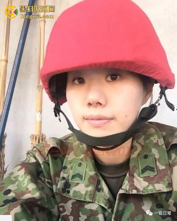 驻日美军士兵操小日子自卫队女兵干到腿软 军营泄漏激情画面女兵全程浪叫不带套，美式大肉棒抽插到喷水！-13