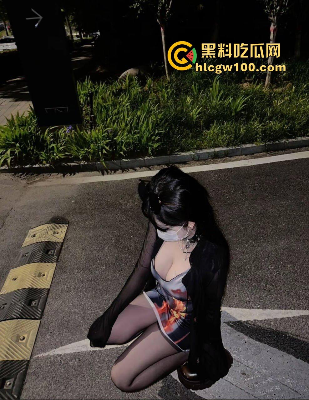 成都美院长腿御姐校花『史小鹿』变富哥肉便器 深夜户外当狗露逼 开着奥迪玩车震一切交给quattro！-18