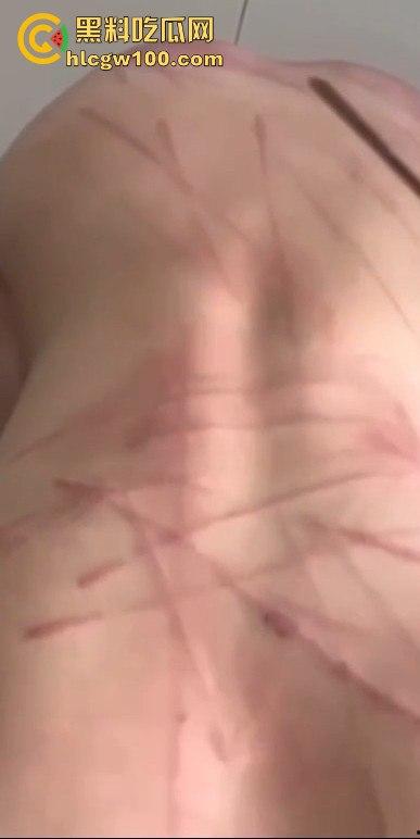 重口味推荐!山东滨州博兴三中学生妹【于翰然】金主SM调教视频流出,追求极致体验屁股都被给打烂流血了。-12