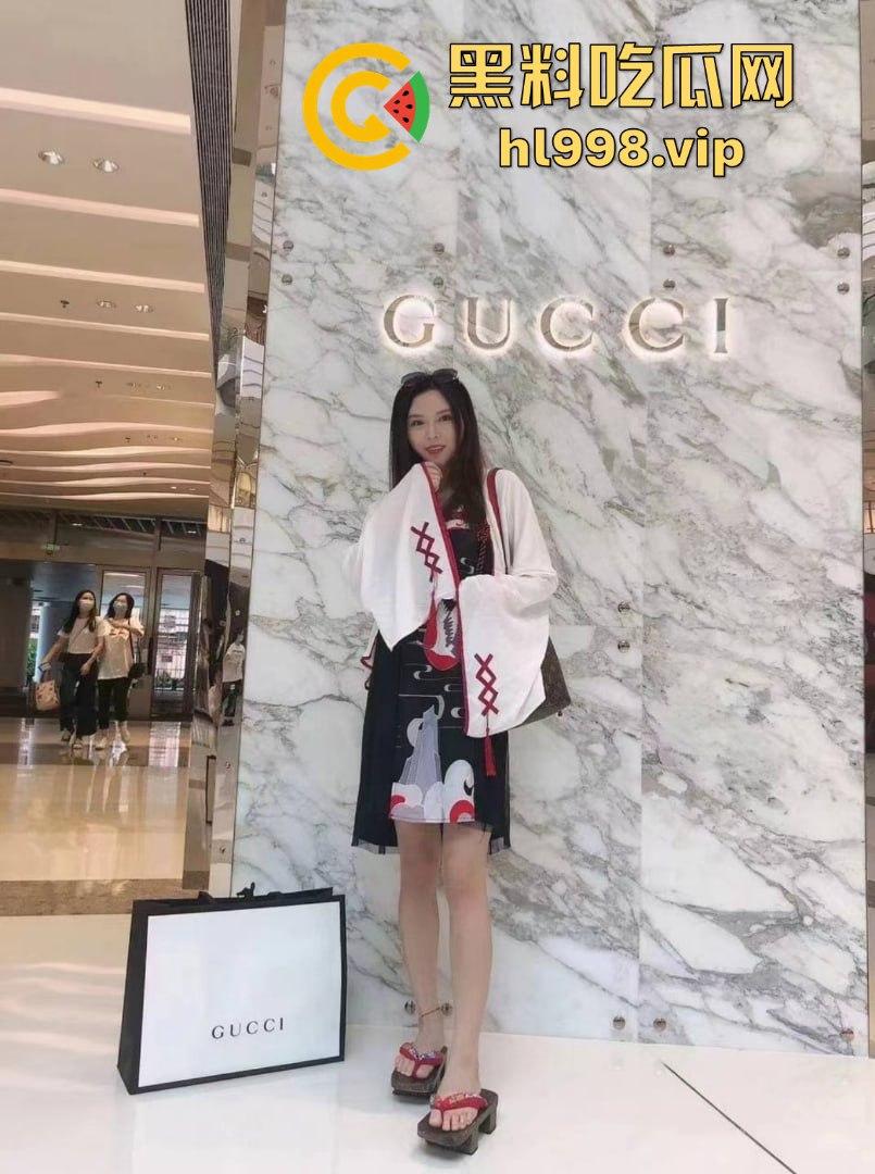 厦门湖里区巨乳长腿少妇【妮妮】曝光！性瘾患者，饭可不吃鸡巴天天不能断！-4