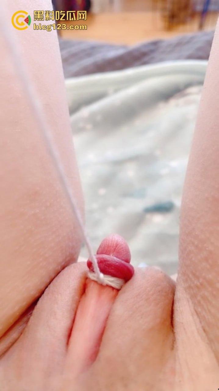 推特高颜值网红女神【狐狸小妖】极品蜜桃臀美乳大长腿迷死人！粉嫩蜜穴配逆天爆乳撸管必备！-2