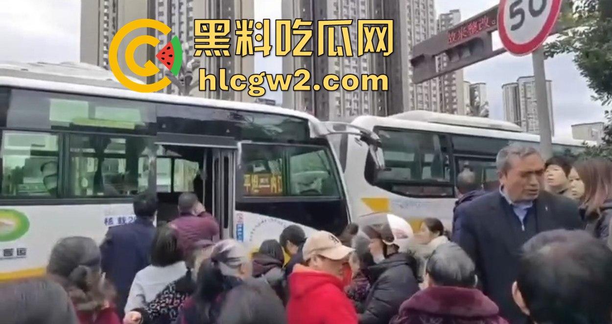 四川内江公交惨剧震惊全城！司机突发疾病酿悲剧，谁来为1死4伤的血泪买单？-3