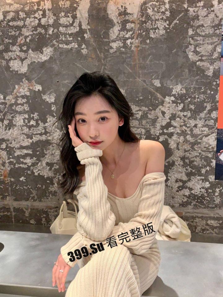 抖音千万网红 #易梦玲  直播露点视频流出  走光录屏！网友的眼睛果然是纳米级的-5