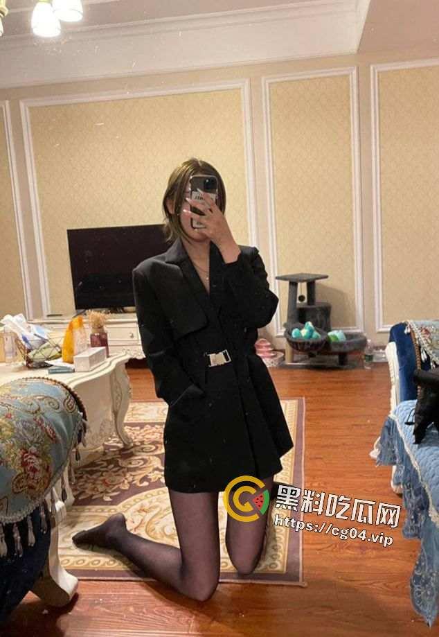 曝光绿茶！ 齐齐哈尔人刘文琪 同居一年榨干数十万 转头就寻新欢 破鞋一个 变态性癖做爱视频被男友曝光-7