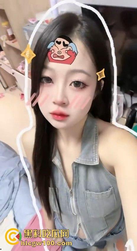 网友投稿！长春工商学院大一学妹【朱汐】性爱视频曝光，超黑肥大鲍鱼性欲极强会吸人。-1